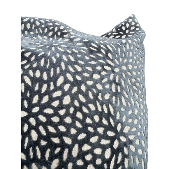 Casa Decor Home Blue Velvet Textured Accent Pillow - Picture 3 of 12